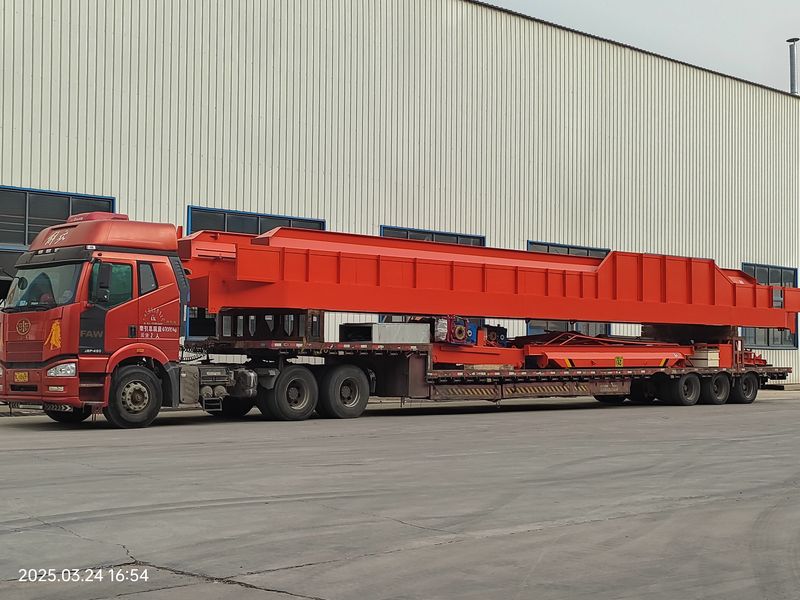 通用橋式起重機 QDXX32/5t—19.5m 電動單梁橋式起重機 2臺 LD10t—16.5m 制作完成，發(fā)往河北石家莊交付客戶使用。